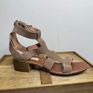 Steve Madden Daviss gladiator sandal in taupe suede